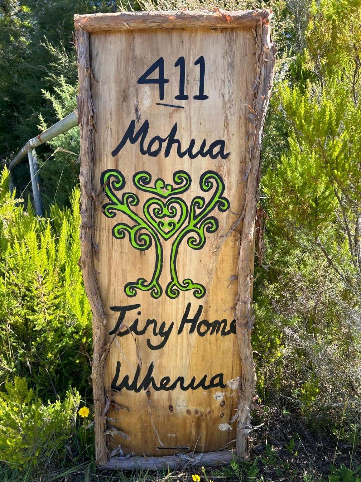 Willa Ruru Tiny House By Tiny Away Rangihaeata Zewnętrze zdjęcie